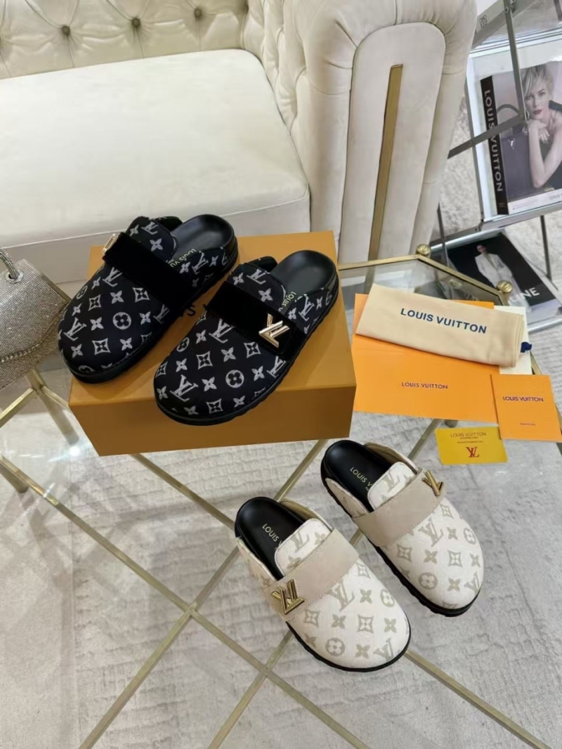 l0vis Vvtt0n slippers